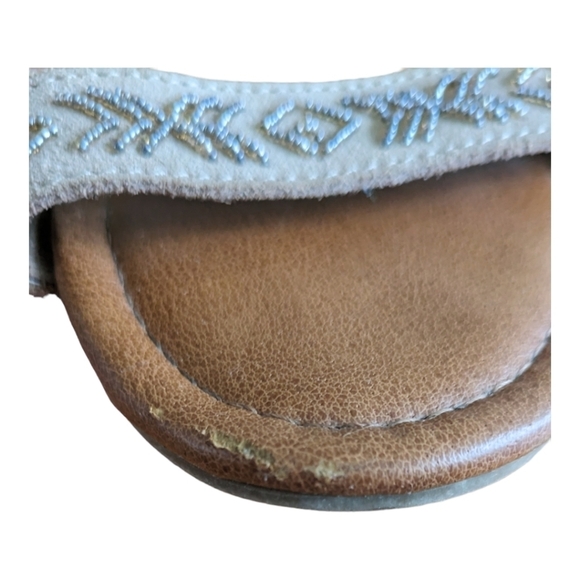 Minnetonka Ankle Strap Beaded Leather Sandal Size 9 - Picture 6 of 9